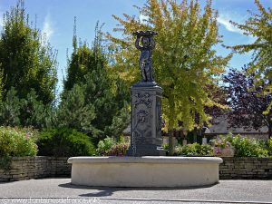 La Fontaine Grande Rue