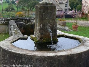 La Fontaine rue d'Evette