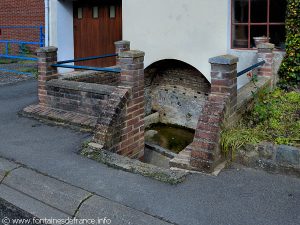 La Fontaine rue Principale