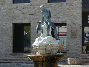 La Fontaine Place Julien Soulère