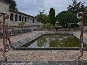 La Fontaine rue des Jardins