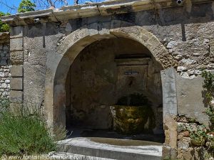 La Fontaine du Hameau de Bayonne