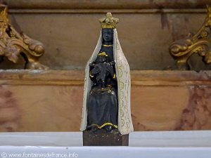 Statue de la Vierge Noire.