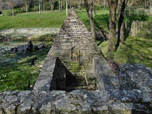 La Fontaine de la Chapelle N-D de Pitié
