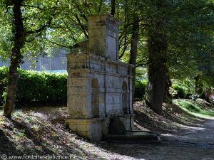 La Fontaine du Dauphin