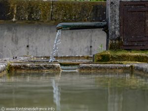 La Fontaine Route de Levernoy