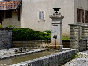 La Fontaine Grande Rue
