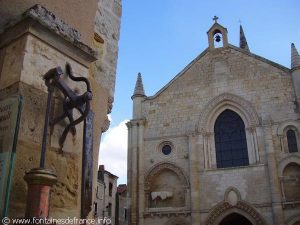 La Fontaine Place Saint-Pierre