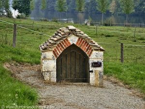 La Fontaine des Violettes