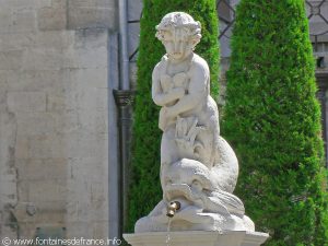 Les Fontaines Place Gabriel