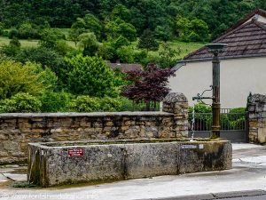 La Fontaine rue Pupillin