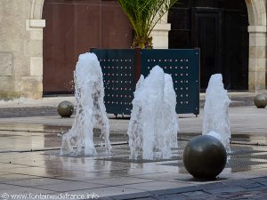 La Fontaine Place J.P. Cabarrou