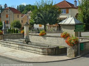 La Fontaine Place de l'Eglise