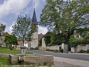 La Fontaine rue de l'Eglise