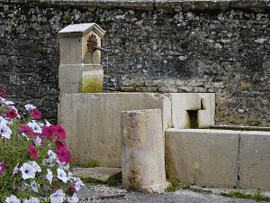 La Fontaine rue Mourey