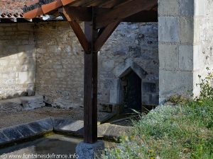 La Fontaine St-Martin et le Lavoir