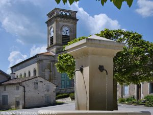 La Fontaine Place de la Mairie