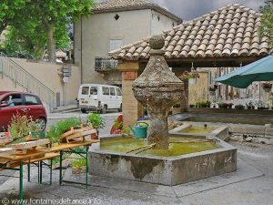 La Fontaine du Village