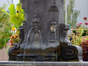 La Fontaine Place J.Claussat