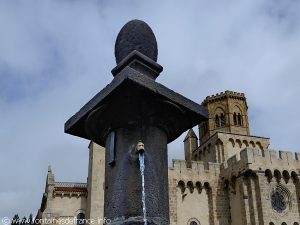 La Fontaine Place J.Cohendy