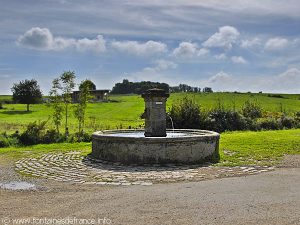 La Fontaine du Hameau de Chevannes