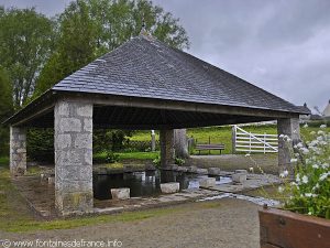 La Fontaine et le Lavoir