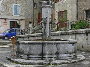 La Fontaine Place du Marché