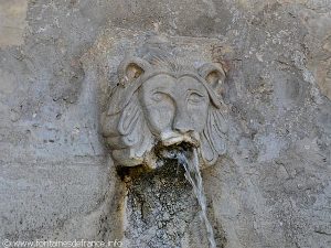 La Fontaine du Lion et le Lavoir