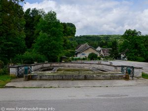 La Fontaine rue de la Fontaine
