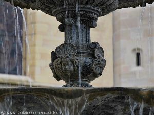 La Fontaine Place de l'Abbaye