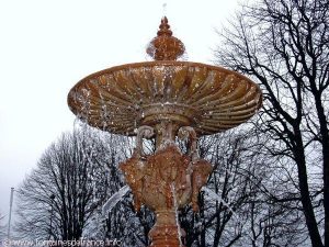 La Fontaine Place Jeanne d'Arc
