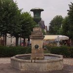 La Fontaine Place Foire-le-Roi