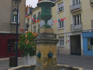 La Fontaine Place Foire-le-Roi