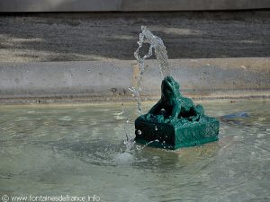 La Fontaine Place de la Libération