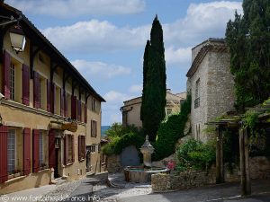 La Fontaine rue de l'Evêché