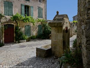 La Fontaine Place de l'Orme