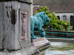 La Fontaine aux Lions