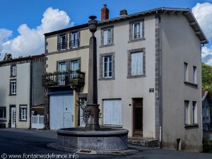 La Fontaine Place du Mas