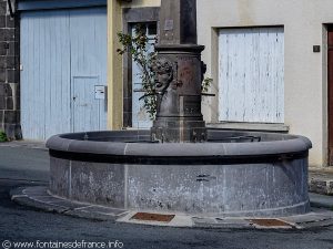 La Fontaine Place du Mas
