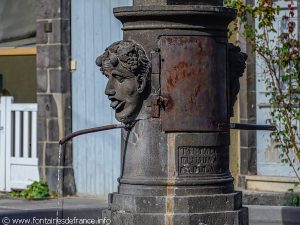 La Fontaine Place du Mas