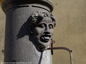 La Fontaine Place du Mas