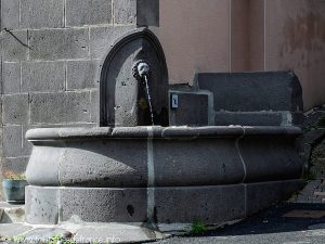 La Fontaine d'Angle