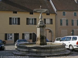 La Fontaine Place de la Mairie