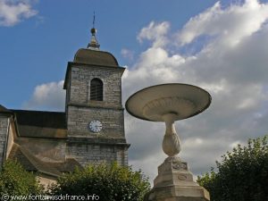 La Fontaine Place de la Mairie