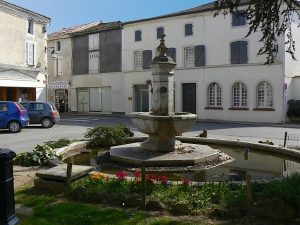 La Fontaine Place de l'Hôtel de Ville