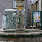 La Fontaine Place du Portail