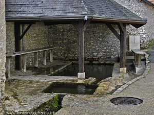 La Fontaine Lavoir rue de la Fontaine