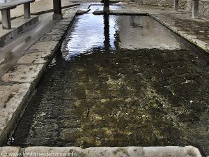 La Fontaine Lavoir rue de la Fontaine