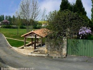 La Fontaine et le Lavoir de Cerzeau