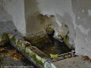 La Fontaine Ste-Utrille et son lavoir